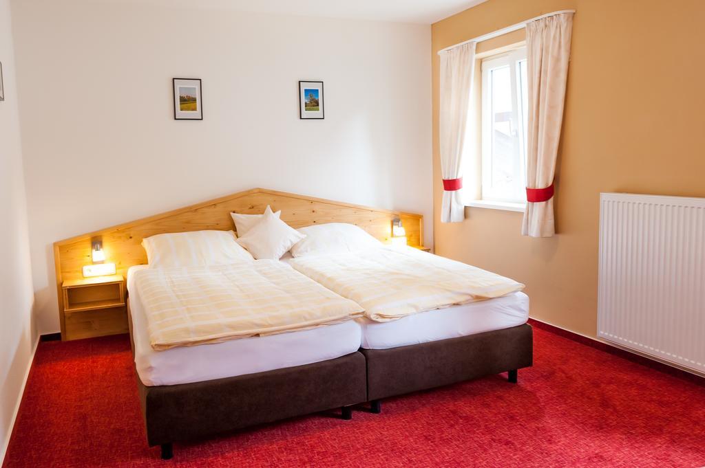 Hotel & Restaurant - Gasthaus Brandner Trendelburg Room photo